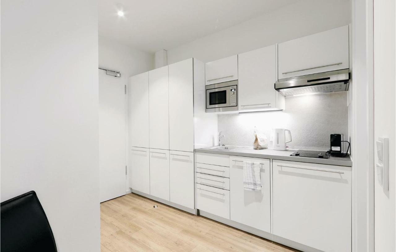Cozy Apartment In Luebeck Travemuende With Kitchen Buitenkant foto